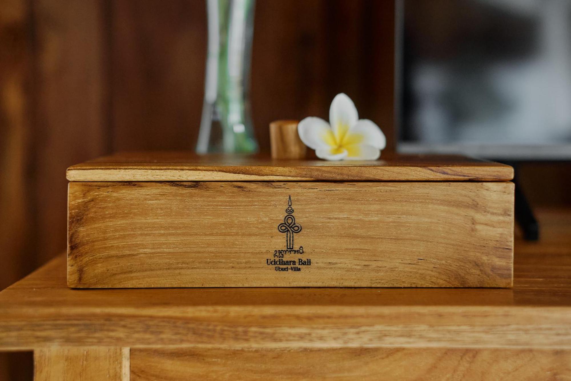 Uddhara Ubud Villa מראה חיצוני תמונה